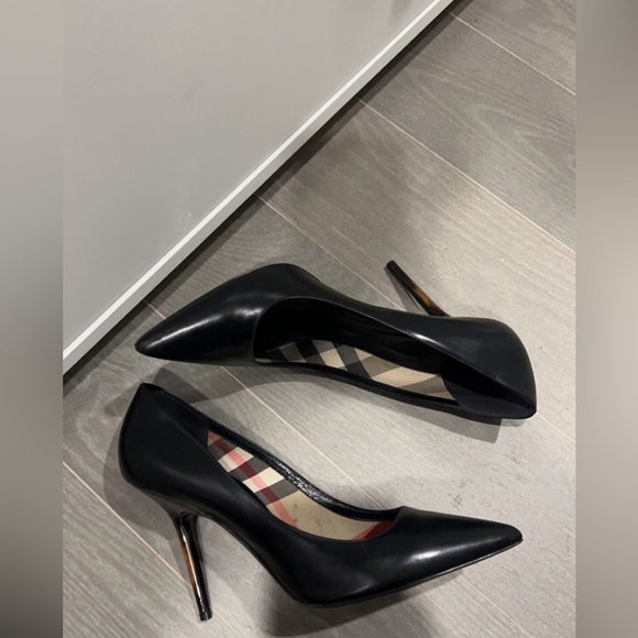 Burberry pumps - Picture 6 of 10